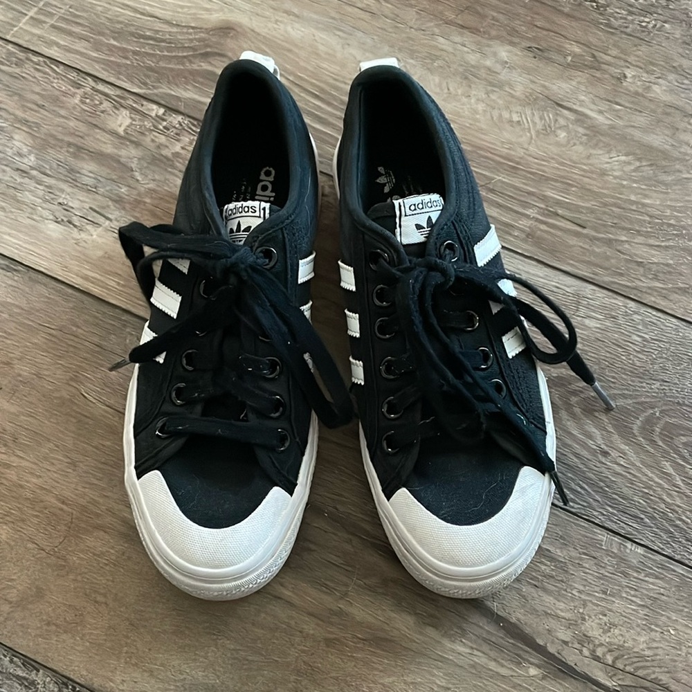 Adidas black and white Nizza platform shoes
